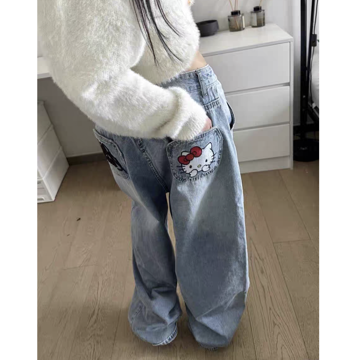 Hello Kitty Baggy Jeans